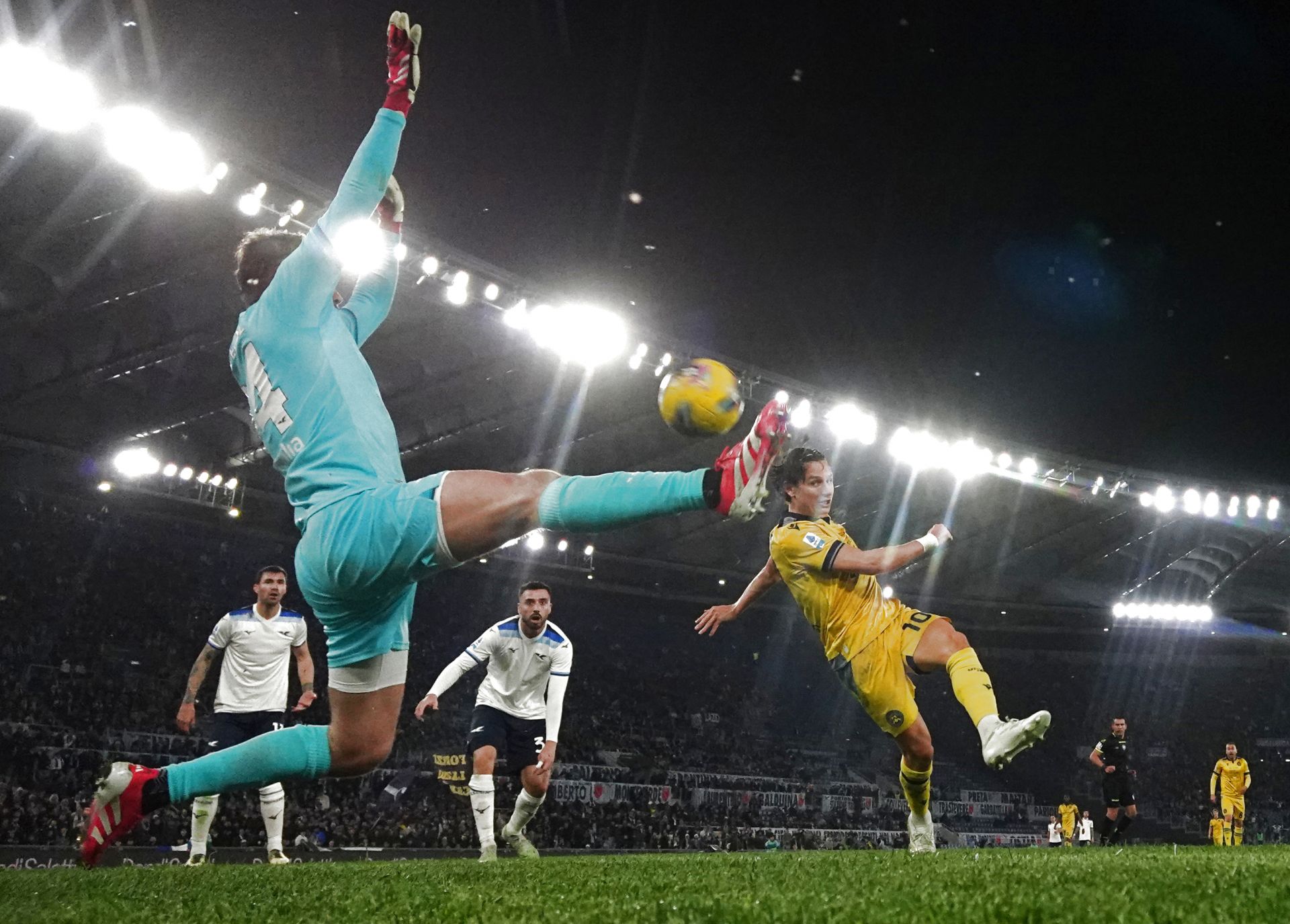 关于乌迪内斯主场逼平桑普多利亚,争取更多分数的信息 关于乌迪内斯主场逼平桑普多利亚,争取更多分数的信息