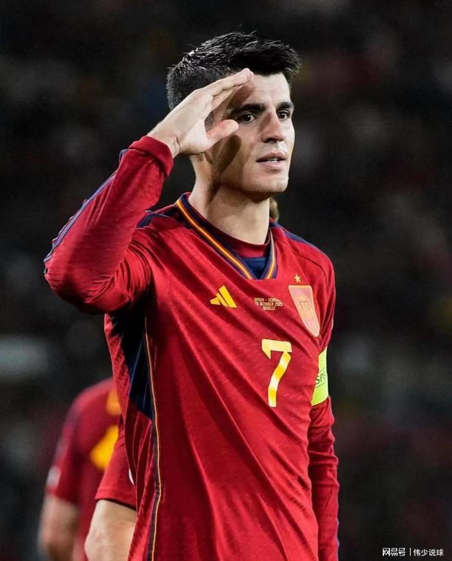 开云体育中国-皇马中场传控能手入选西班牙国家队