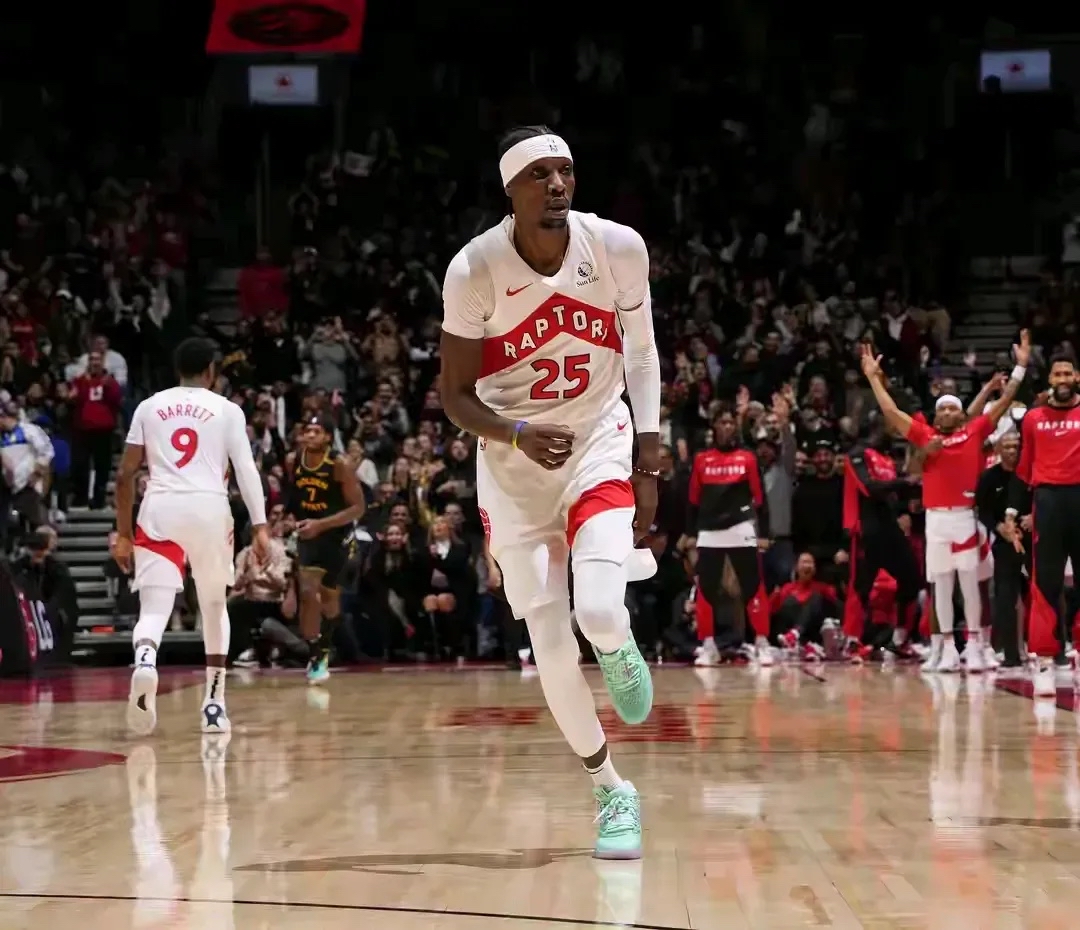 开云官网-包含猛龙队大胜一场比赛，队员士气大增的词条