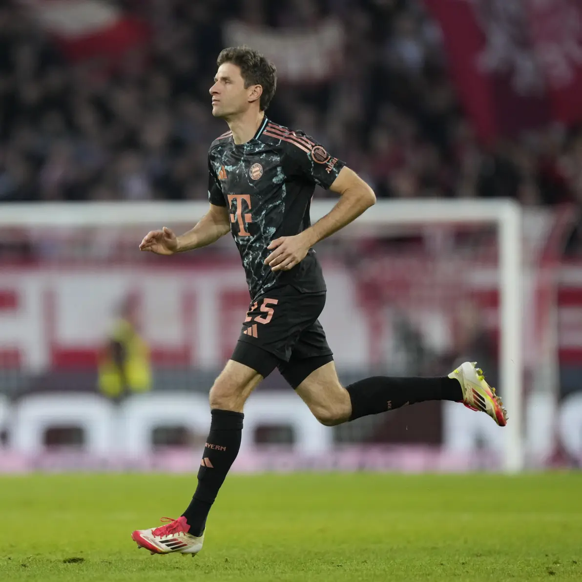 开云官网-弗赖堡表现一般，球员需要进一步提升的简单介绍