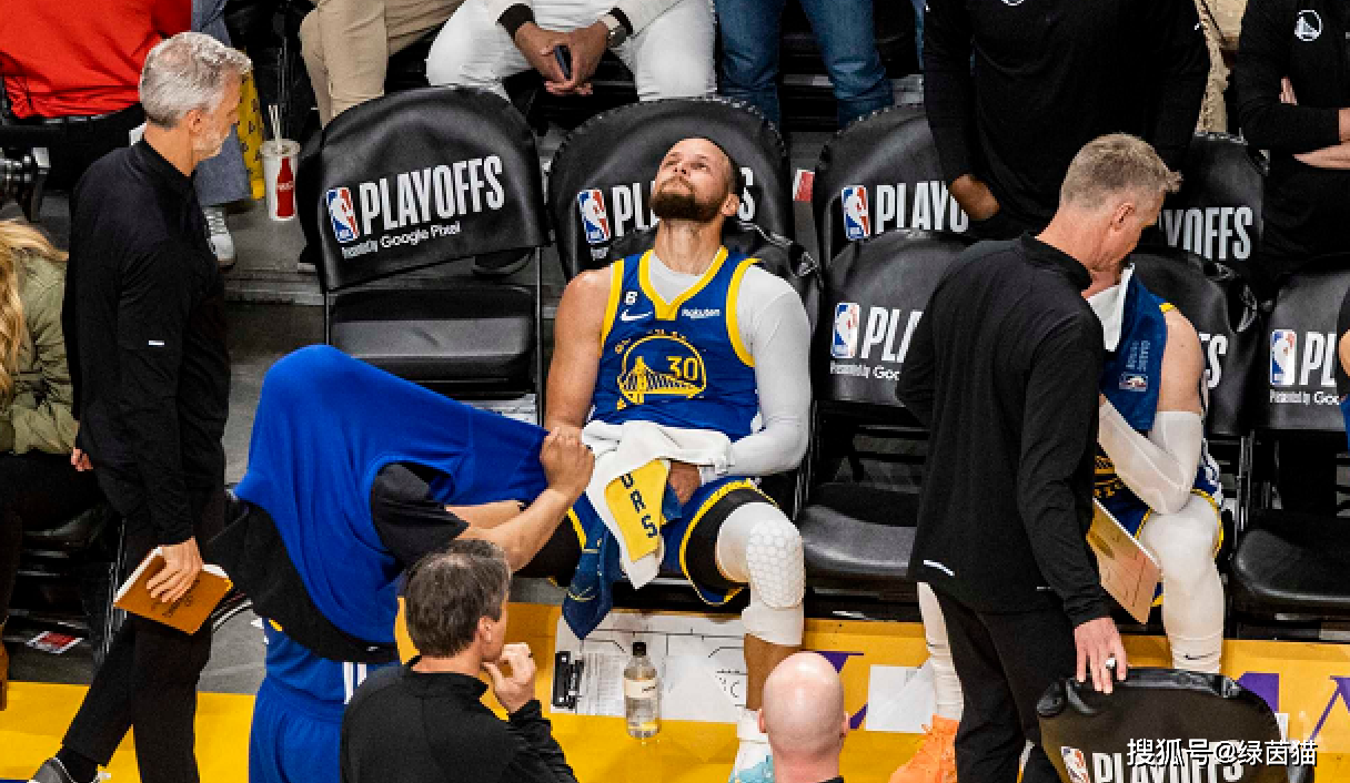 开云体育中国-灰熊队逆转国王，芬利3秒暴扣如入无人之境