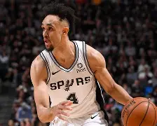 马刺主场击败尼克斯，德罗赞贡献27分的简单介绍