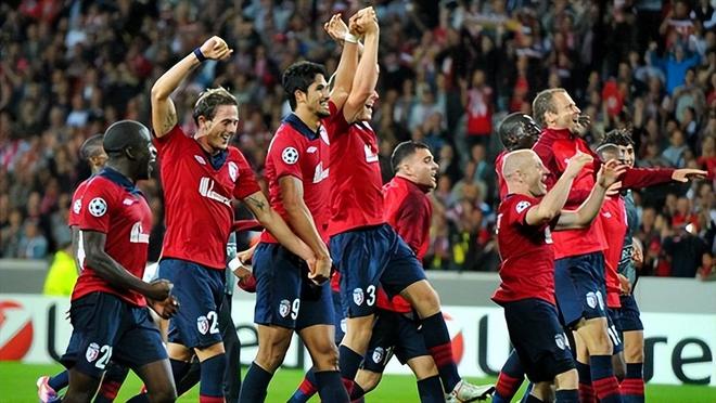 开云平台-阿雅克肖击败兰斯，继续保持领跑位置