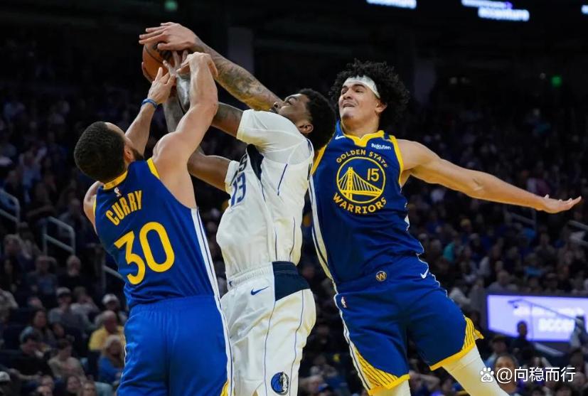 开云体育APP下载-魔术绝杀独行侠，库里点燃赛场