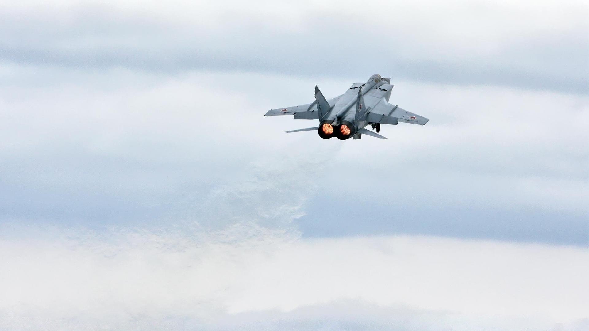 德甲争冠之夜，阿什拉夫一骑绝尘，悬念提前终结