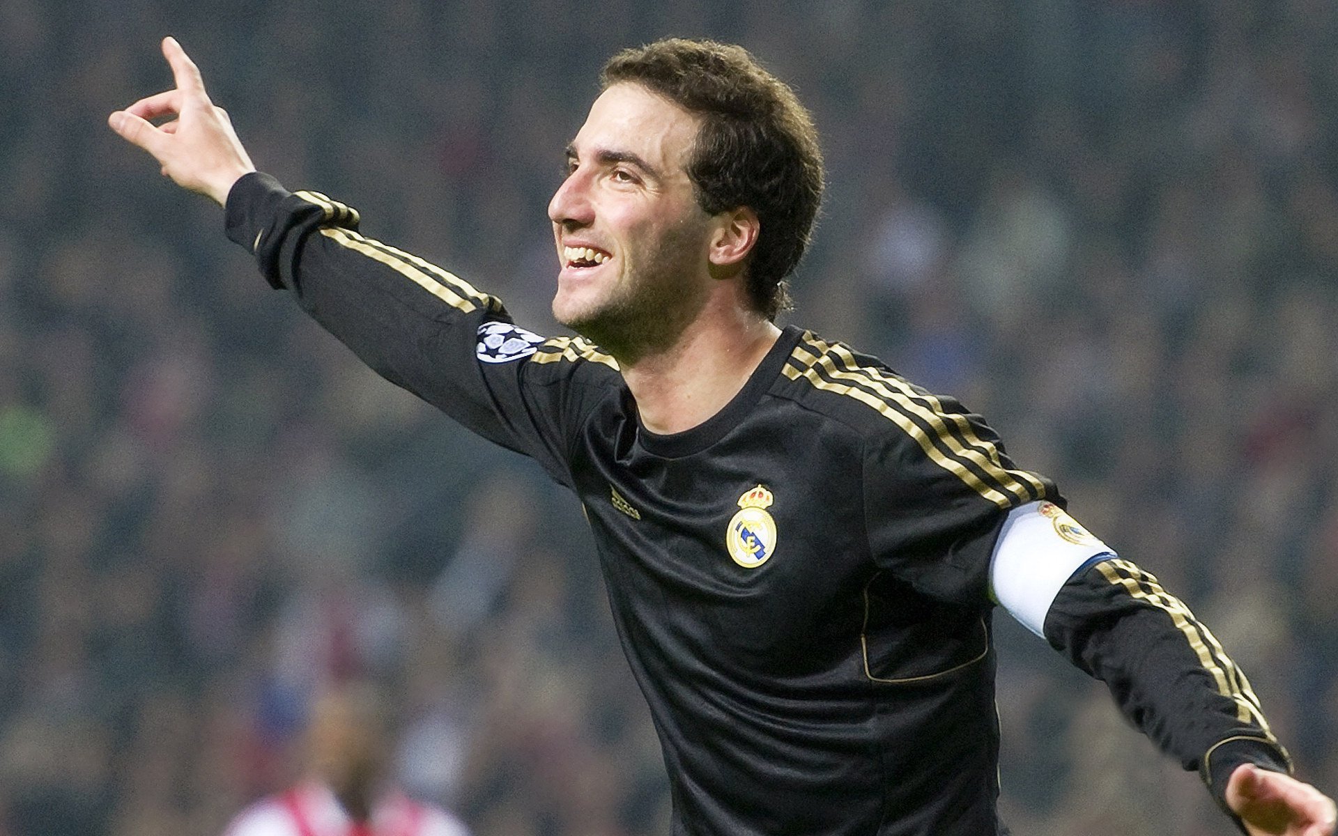 开云体育官方网站-东方的箭与刃,当韩国足球绝杀法兰西,桃田贤斗正以拍为弓